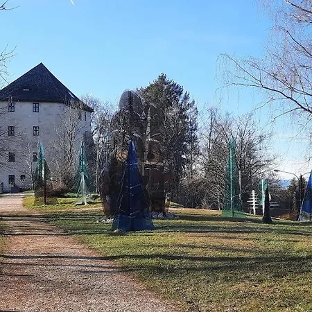 Maria Im Waldferiendorf Regen