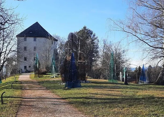 Maria Im Waldferiendorf レーゲン