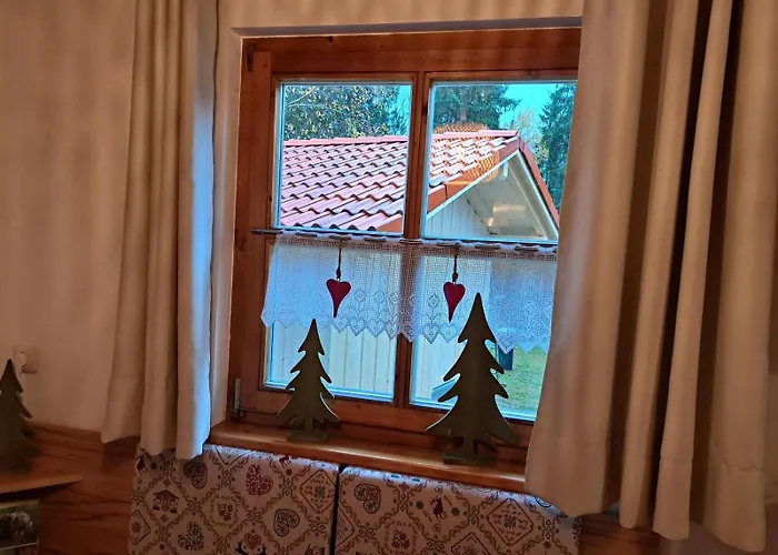 Maria Im Waldferiendorf * レーゲン